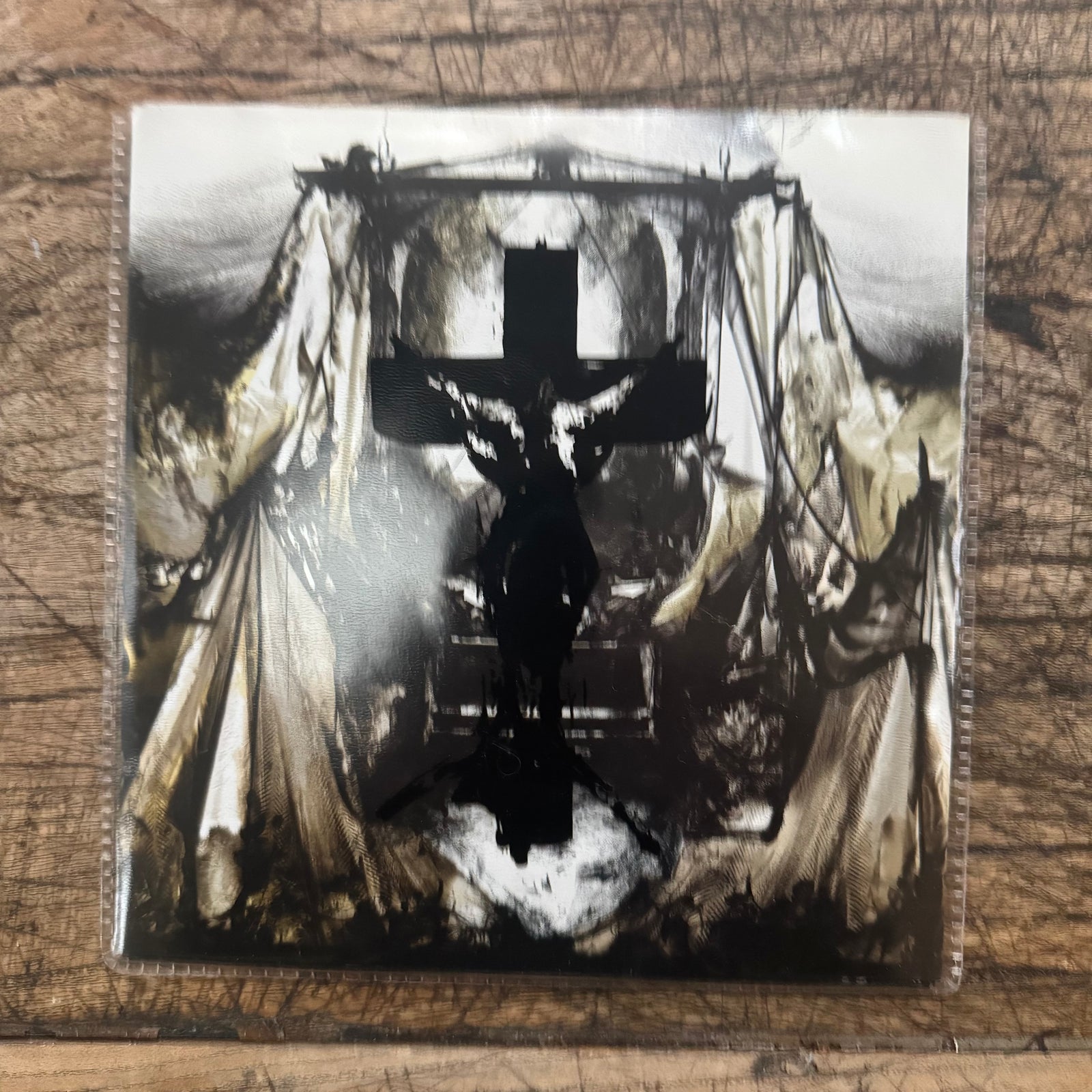 Amenra / Hitch Split 7"EP (Black vinyl, silkscreened sleeve)